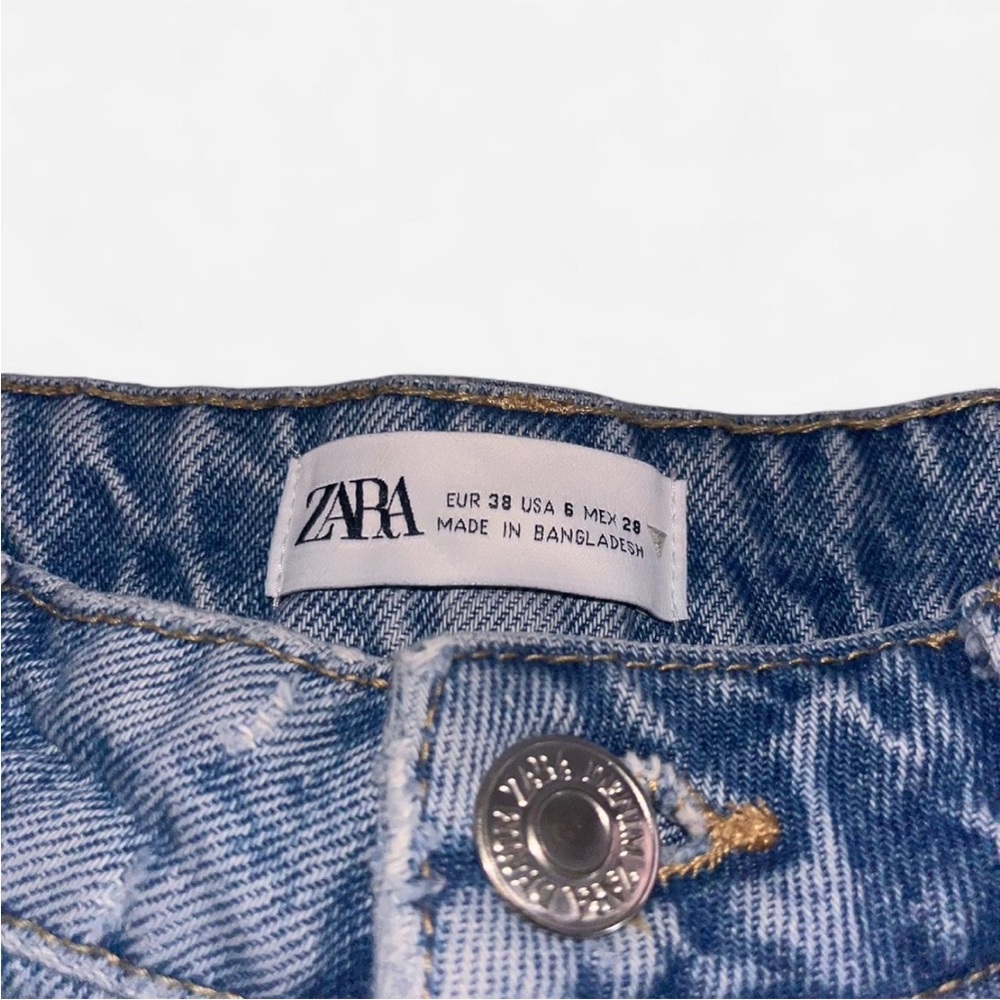 Zara Ripped Denim Shorts | Size 6
